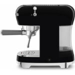 smeg-espressomaschine-ecf02bleu-50er-retro-style-milchaufschaumer-11-liter-kunststoff-schwarz-1.jpg